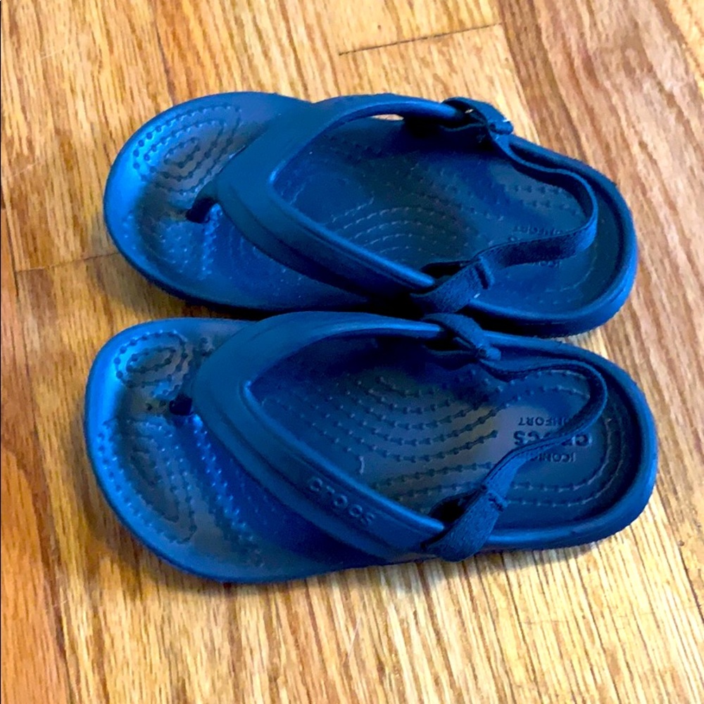 Toddler Crocs Classic Flip Flop - Blue size 7